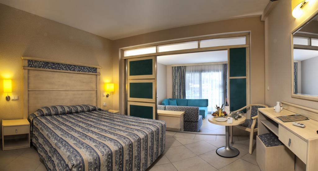 Ephesia Holiday Beach Club Kusadası Kültér fotó